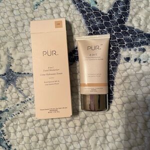 PUR 4-in-1 Tinted Moisturizer LN2 with SPF 20 (NEW)